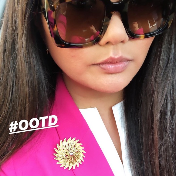 Meet your Posher, Rachel - Picture 4 of 5